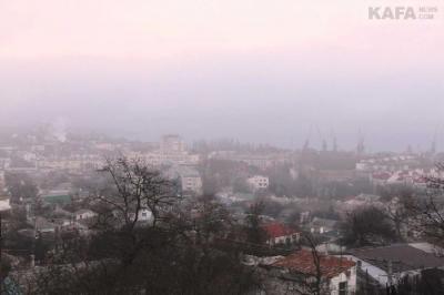 Туманное утро в городе